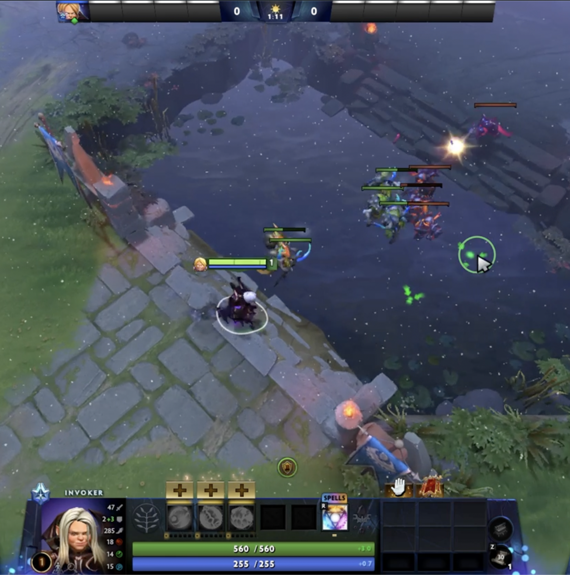 Camera's independence from the avatar in Dota2